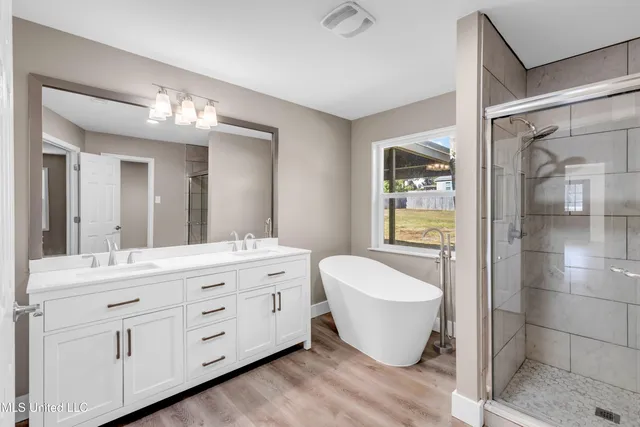 $460,000 | 8828 Manoo Place, Diamondhead, MS 39525