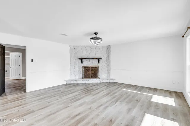 $460,000 | 8828 Manoo Place, Diamondhead, MS 39525