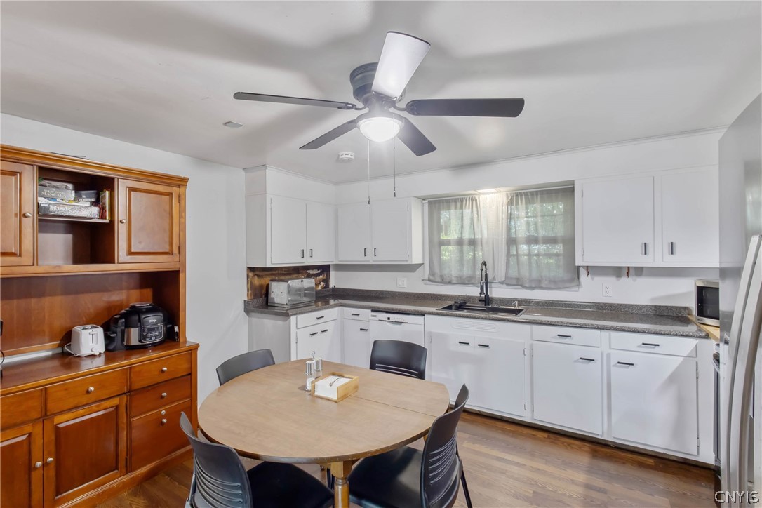 305 North 7th Street Fulton, NY 13069 - Photo 9 of 39