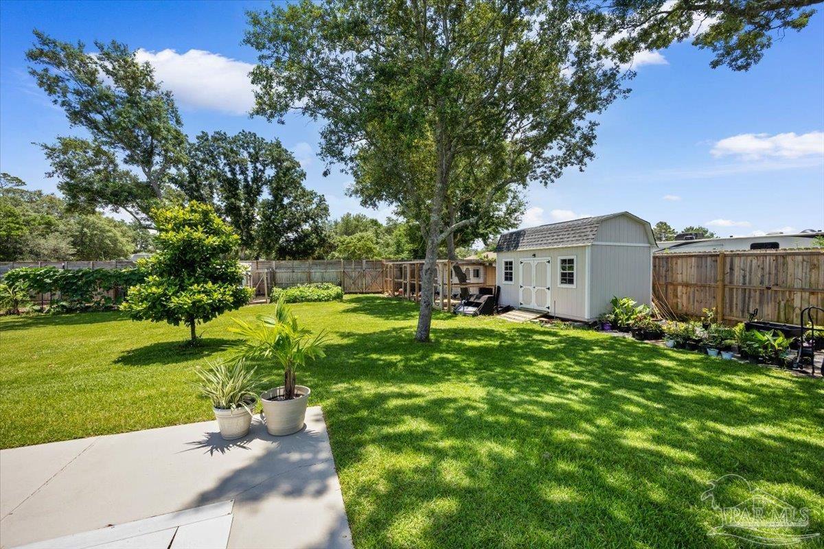 6683 Codell Street Navarre, FL 32566 - Photo 11 of 65