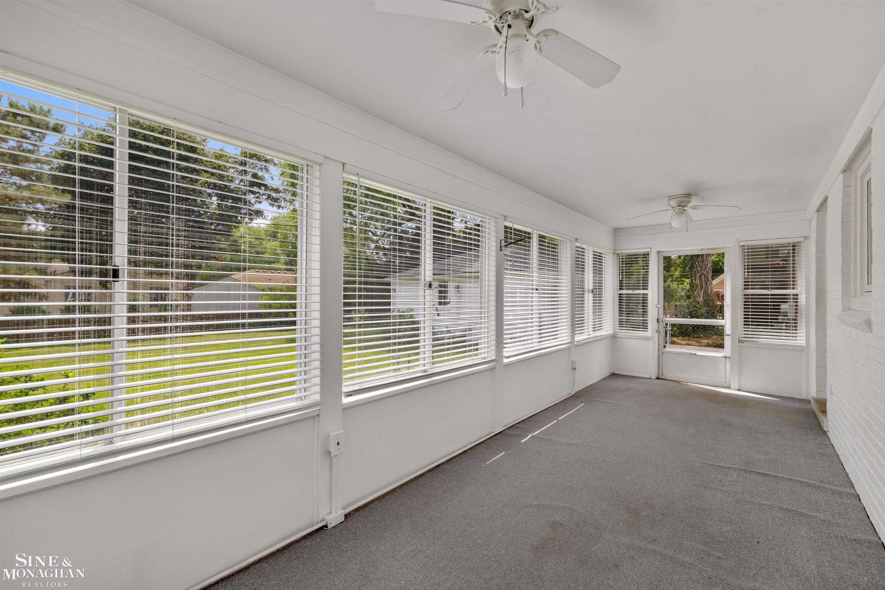 581 Hampton Road Grosse Pointe Woods, MI 48236 - Photo 20 of 60