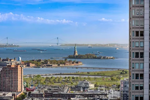 $1,775,000 | 155 Bay Street, Unit 2607, Jersey City, NJ 07302