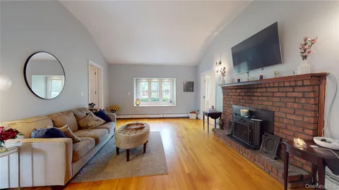 $999,000 | 30 Sarina Drive, Commack, NY 11725