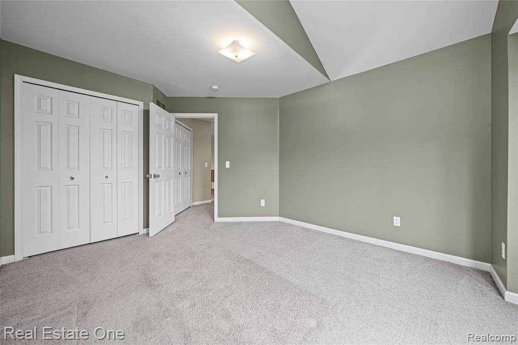 2025 Somerville Road Rochester Hills, MI 48307 - Photo 30 of 51