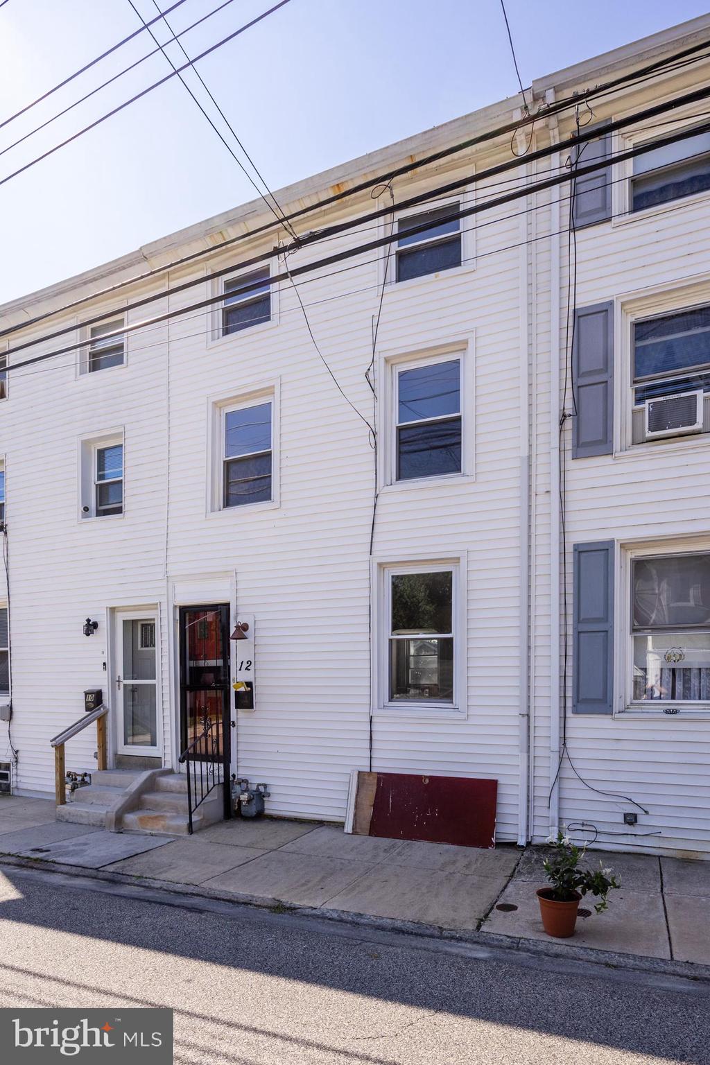 12 3rd Street Brookhaven, PA 19015 - Photo 2 of 26 Gallery Image 2