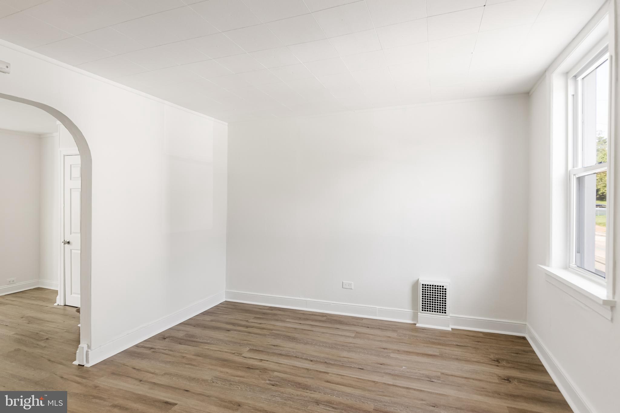 12 3rd Street Brookhaven, PA 19015 - Photo 4 of 26 Gallery Image 4