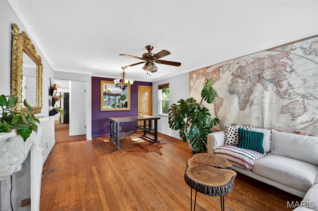 3927 Weber Road St. Louis, MO 63123 - Photo 2 of 41