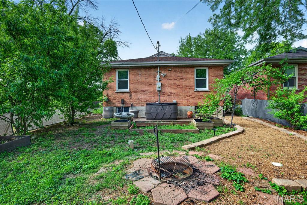 3927 Weber Road St. Louis, MO 63123 - Photo 37 of 41