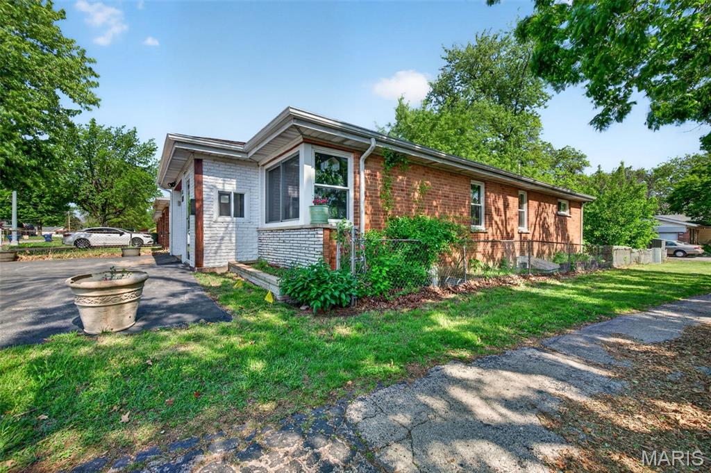 3927 Weber Road St. Louis, MO 63123 - Photo 40 of 41