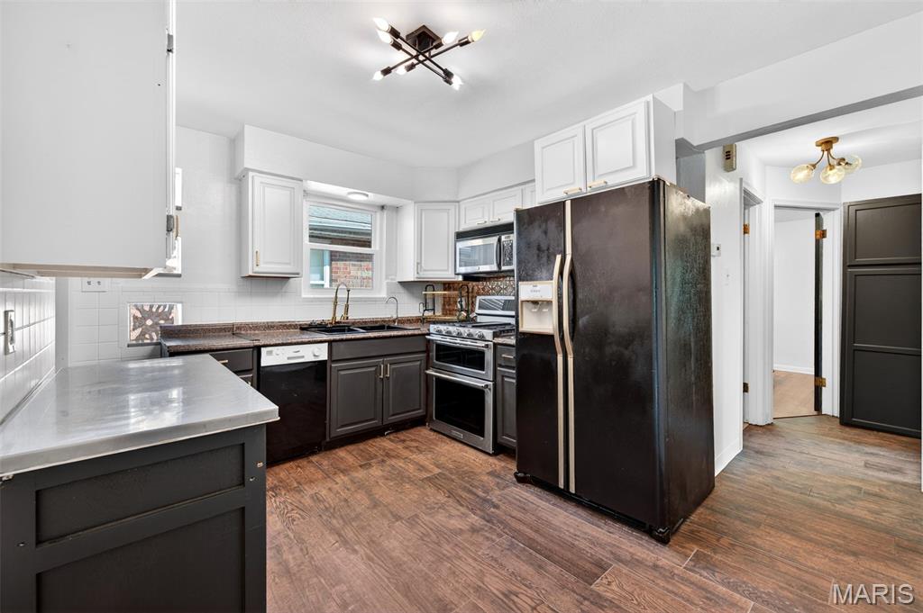 3927 Weber Road St. Louis, MO 63123 - Photo 7 of 41