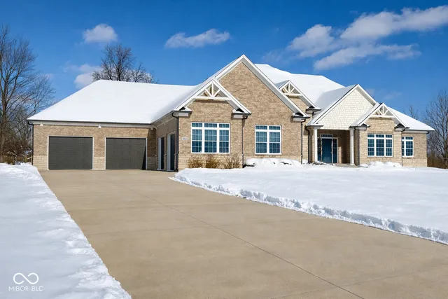 $924,900 | 3310 Guilford Lane, Plainfield, IN 46168