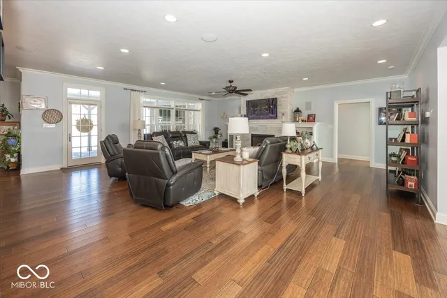 $899,900 | 3310 Guilford Lane, Plainfield, IN 46168