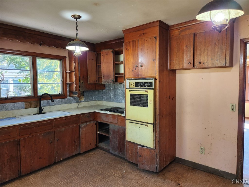 144 Oakdale Drive Syracuse, NY 13207 - Photo 3 of 21