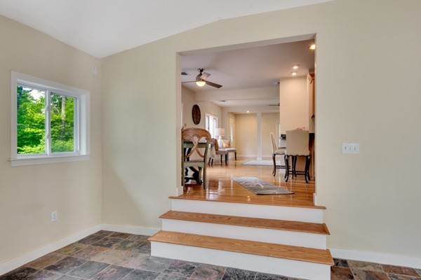 374 Treble Cove Road Billerica, MA 01862 - Photo 12 of 25