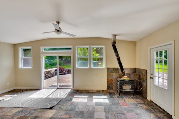 374 Treble Cove Road Billerica, MA 01862 - Photo 20 of 25