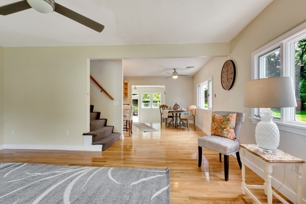 374 Treble Cove Road Billerica, MA 01862 - Photo 10 of 25