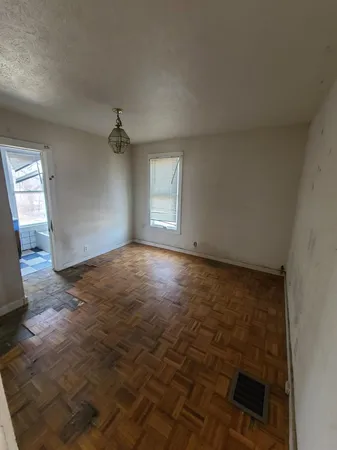 $69,000 | 928 Lincoln Avenue, Rockford, IL 61102