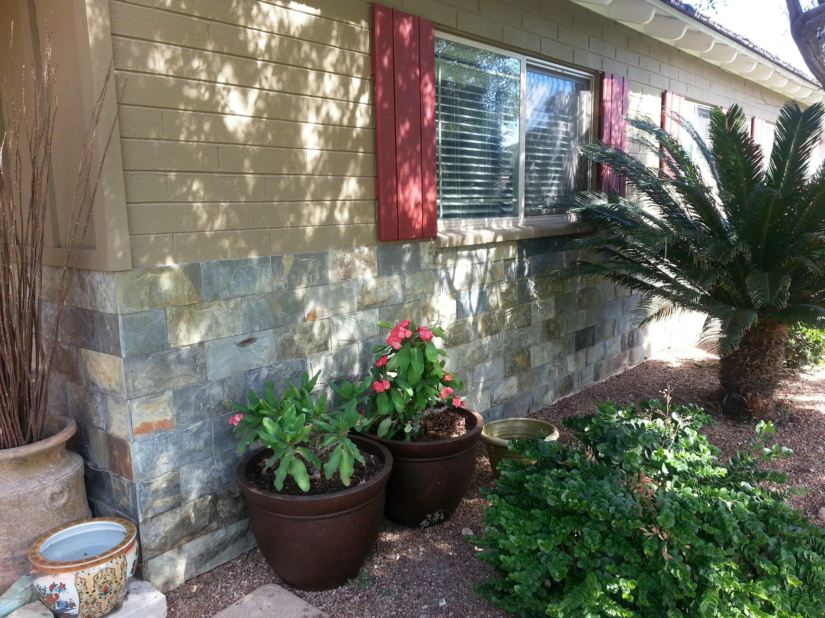 4124 East Camelback Road Phoenix, AZ 85018 - Photo 18 of 19 4124 E Camelback Front Ext Corner