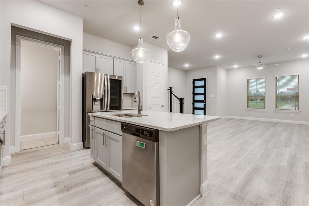 1888 Strand Street Dallas, TX 75234 - Photo 5 of 26