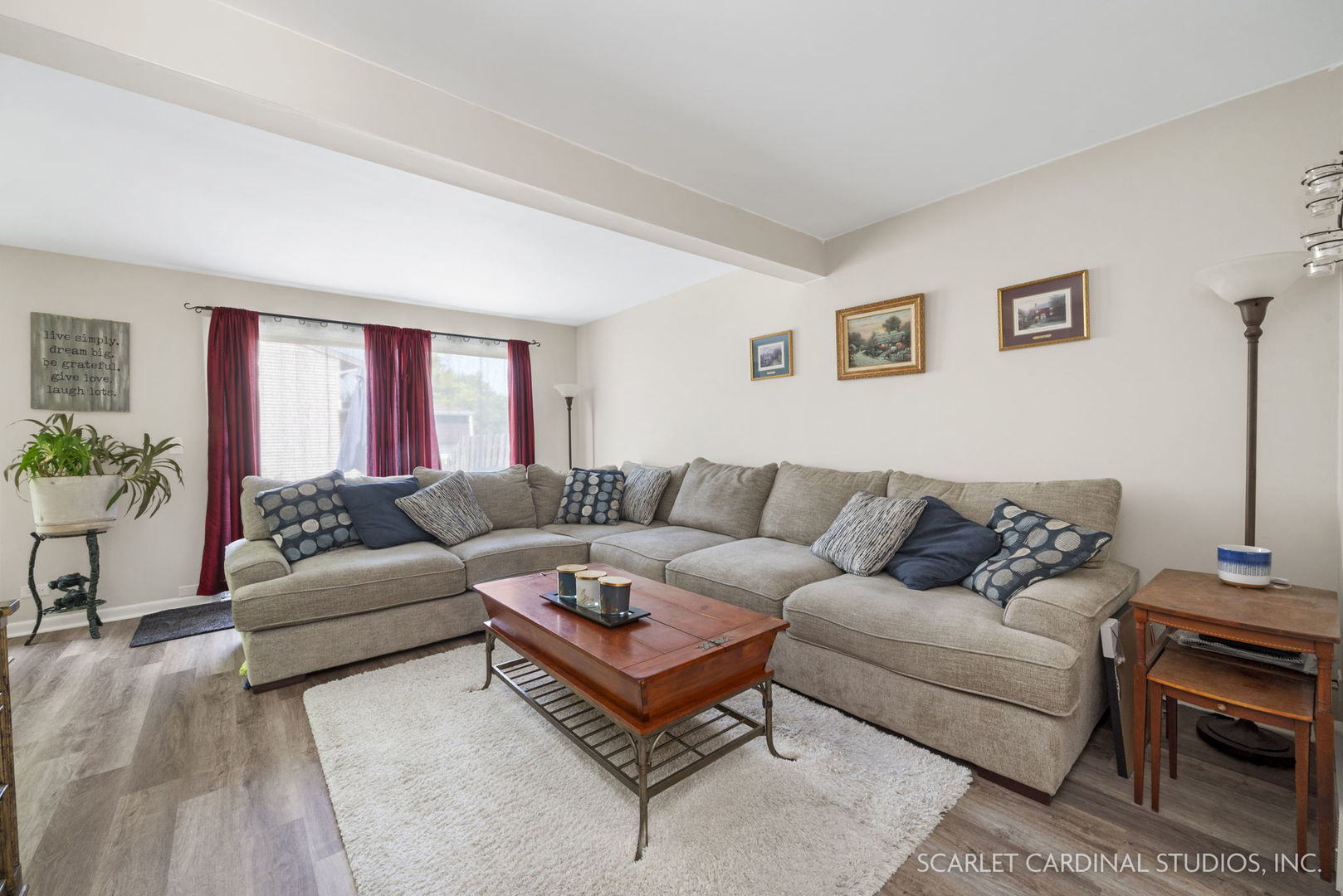 162 Tracy Way Bolingbrook, IL 60440 - Photo 2 of 11 a living room with furniture a rug and a window