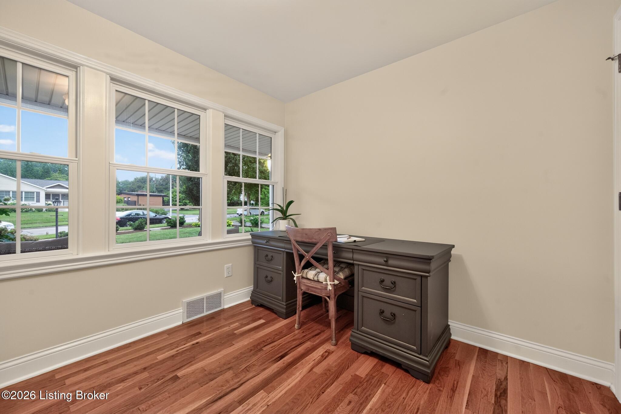 306 Garden Road Lexington, KY 40502 - Photo 18 of 79 Office