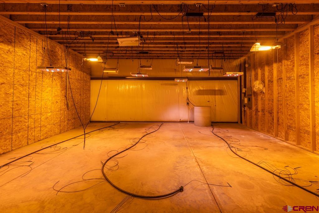 10662 Highway 172 Ignacio, CO 81137 - Photo 12 of 30 a view of a indoor basketball court