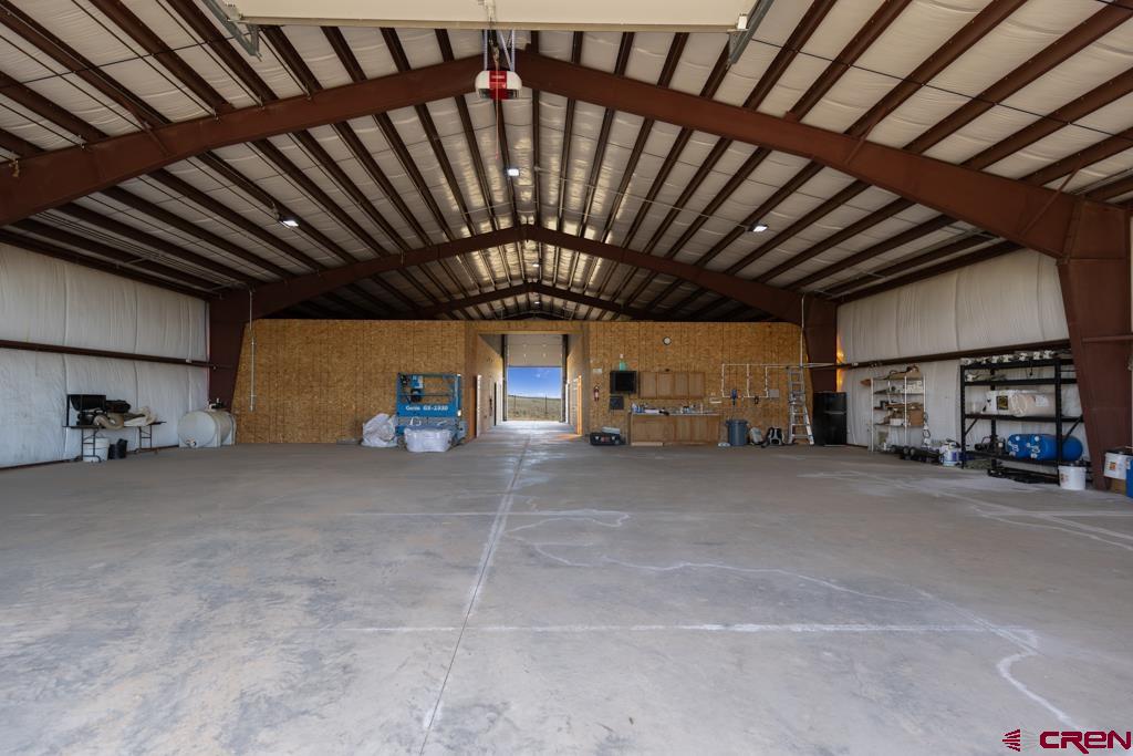 10662 Highway 172 Ignacio, CO 81137 - Photo 6 of 30 a view of parking garage