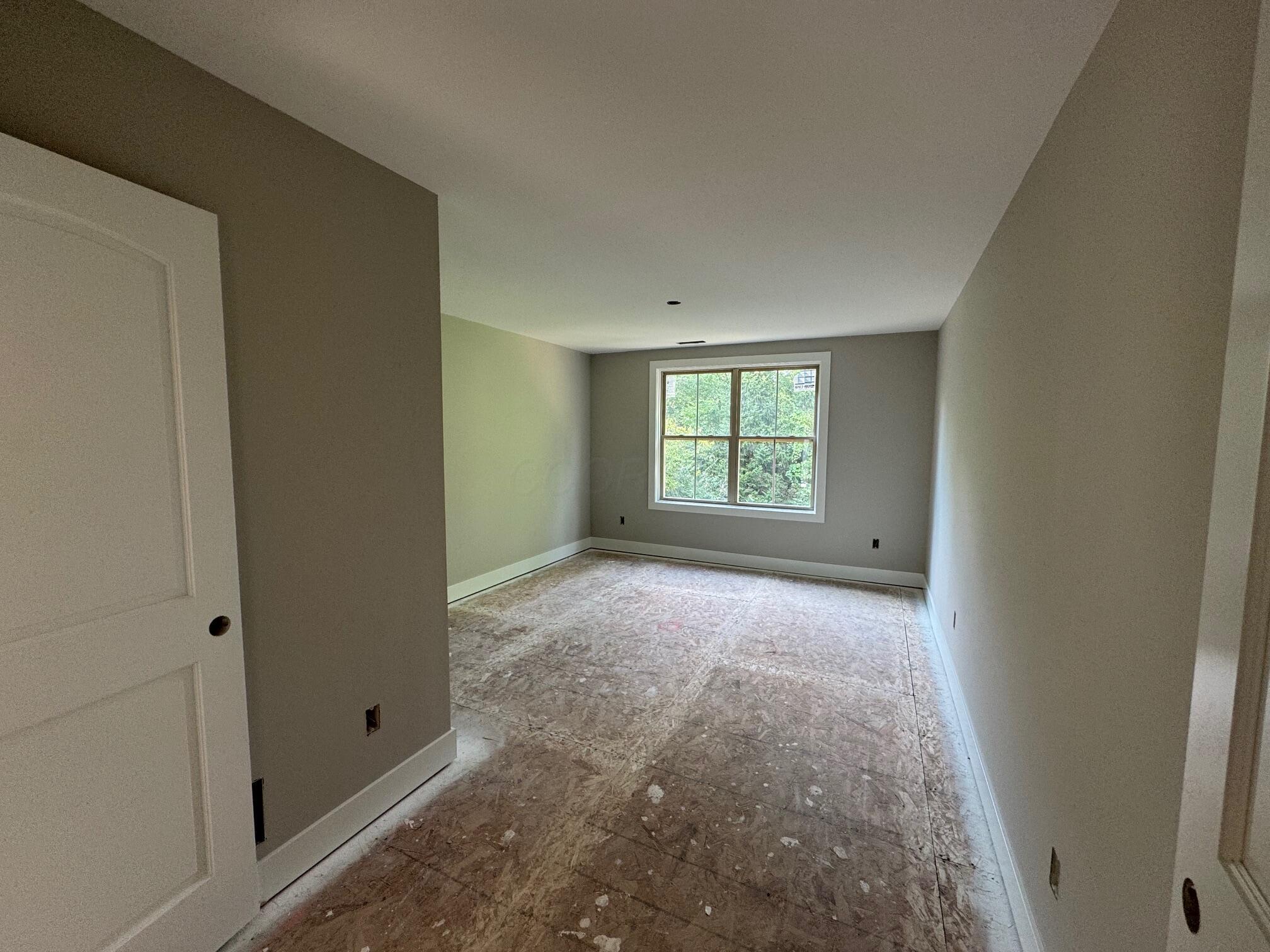 2450 Sandover Road Columbus, OH 43220 - Photo 39 of 45 Bed 2