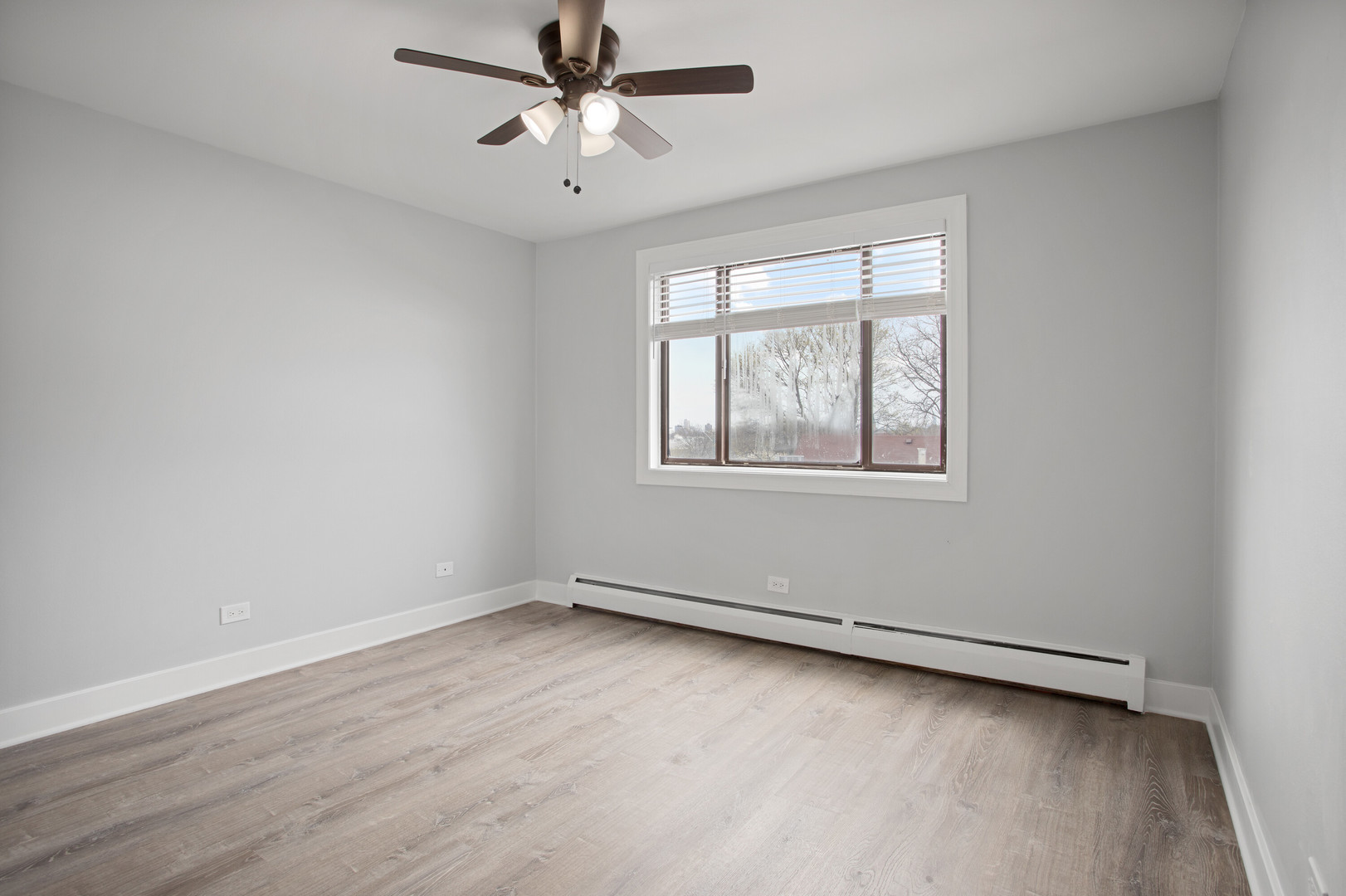 6826 North Ridge Boulevard, Unit 406 Chicago, IL 60645 - Photo 9 of 16