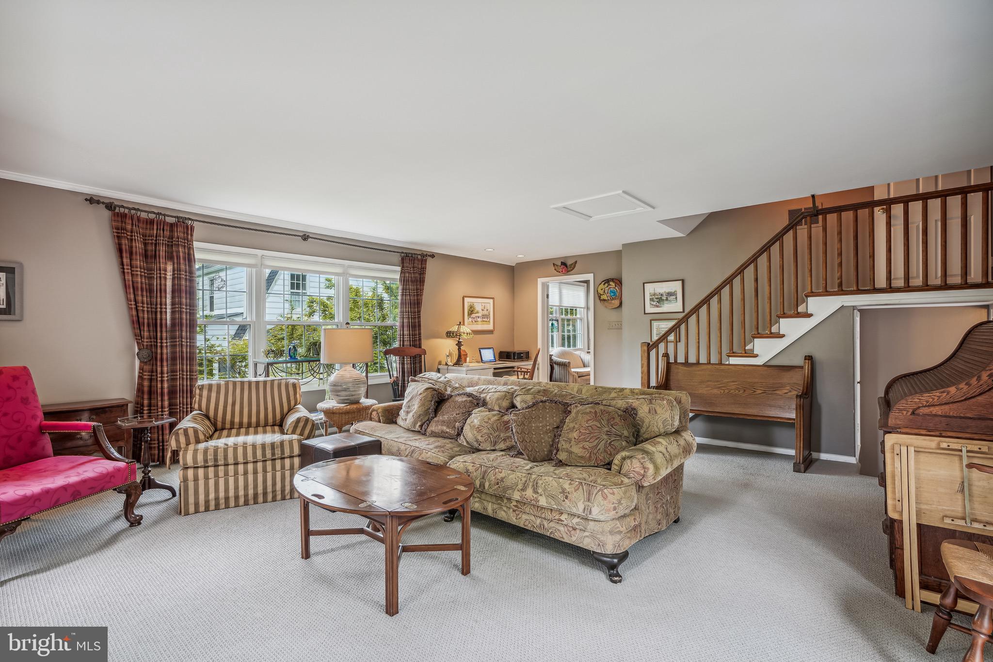 7115 Bristol Road Baltimore, MD 21212 - Photo 14 of 68 Family room with back staircase