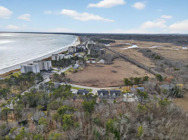 $680,000 | 26 Salt Point Drive, Unit 25, Old Orchard Beach, ME 04064