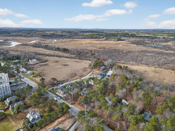 $680,000 | 26 Salt Point Drive, Unit 25, Old Orchard Beach, ME 04064
