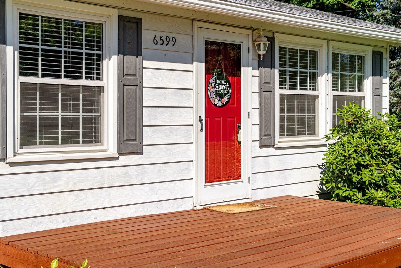 6599 Azalea Lane Dayton, VA 22821 - Photo 3 of 55 front entrance with deck