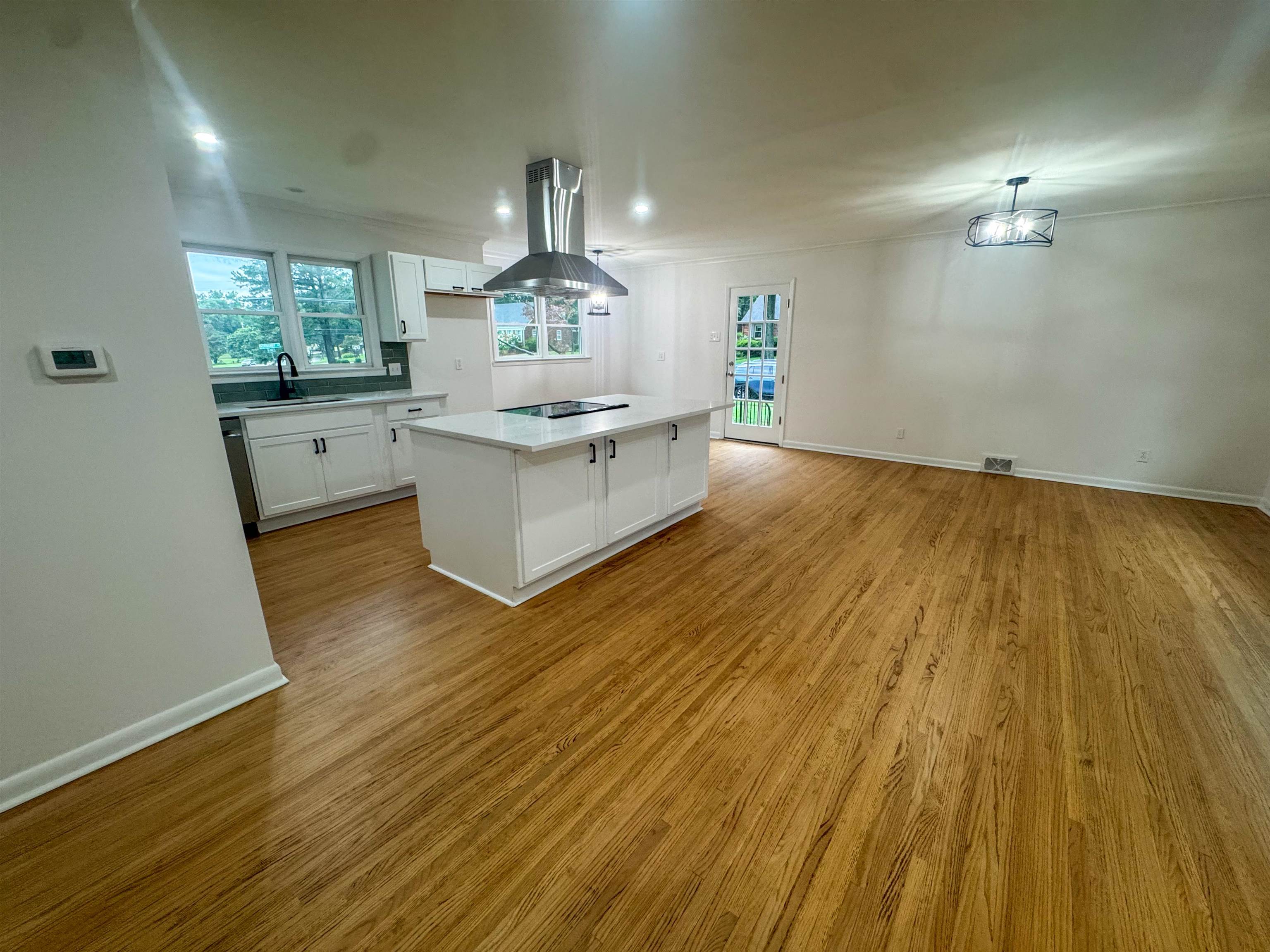 5504 Normandy Road Memphis, TN 38120 - Photo 2 of 16