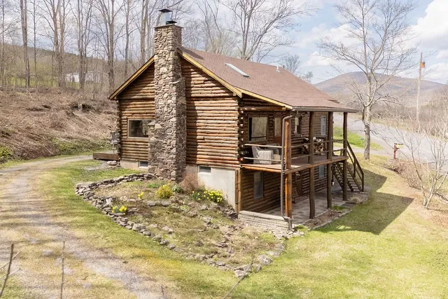 $569,000 | 851 Lower Meeker Hollow Road, Roxbury, NY 12474