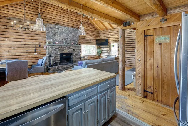 $569,000 | 851 Lower Meeker Hollow Road, Roxbury, NY 12474