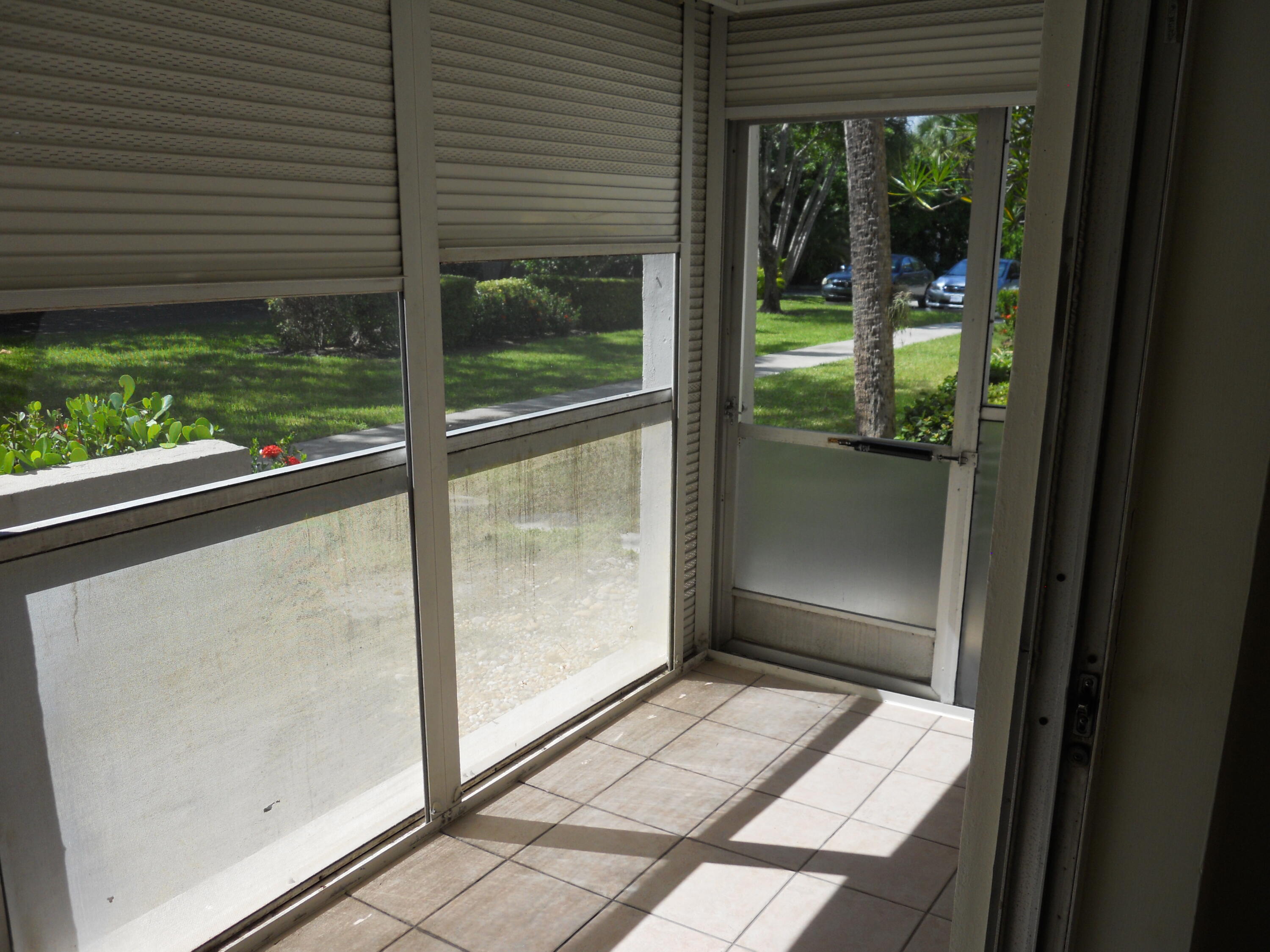 250 Northeast 20th Street, Unit 123S Boca Raton, FL 33431 - Photo 23 of 26 Patio