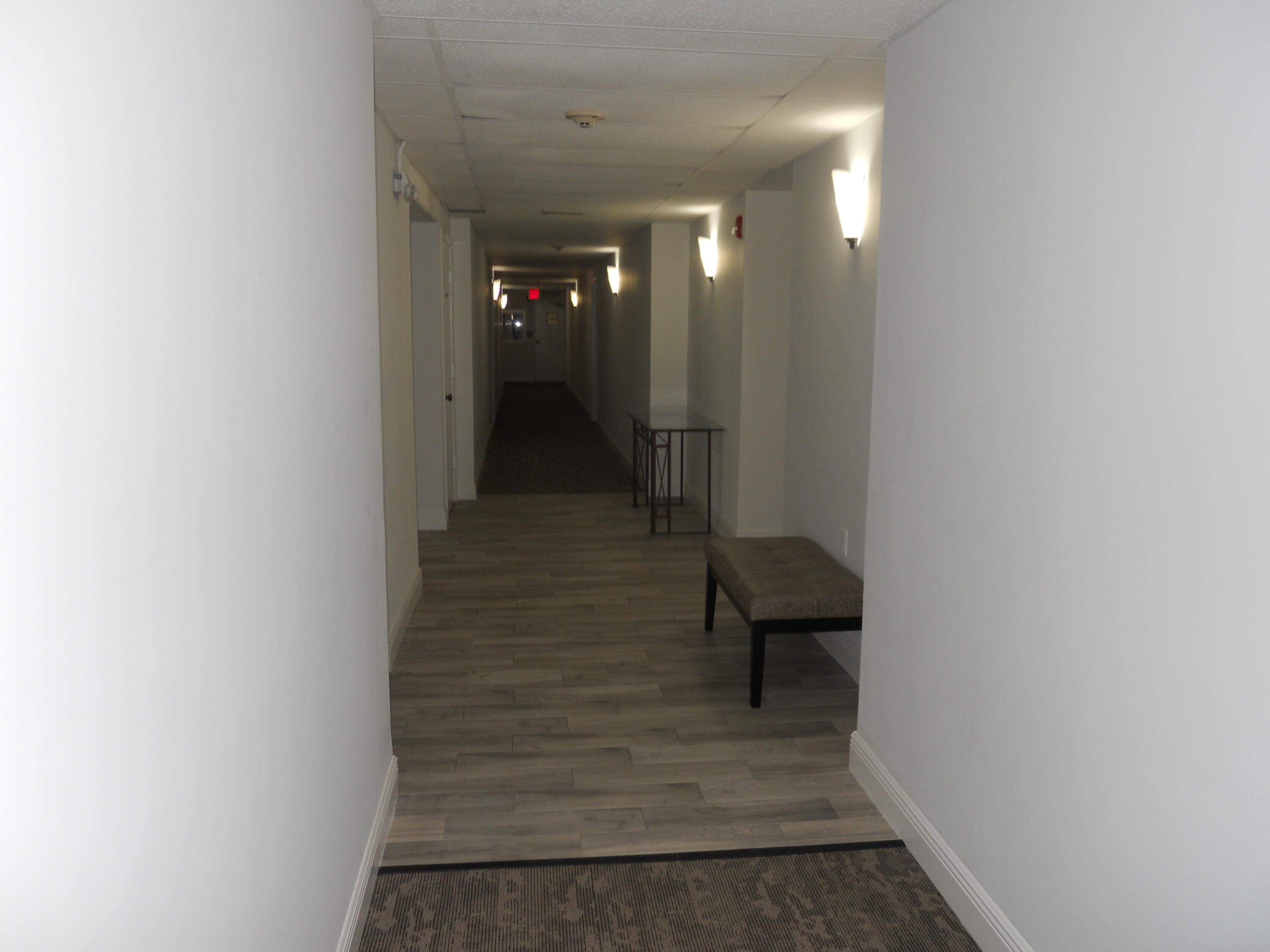 250 Northeast 20th Street, Unit 123S Boca Raton, FL 33431 - Photo 8 of 26 Hallway