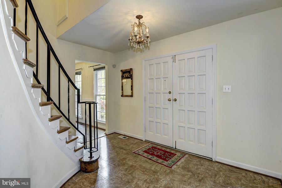 12017 Seven Locks Road Potomac, MD 20854 - Photo 2 of 13 Interior (General)