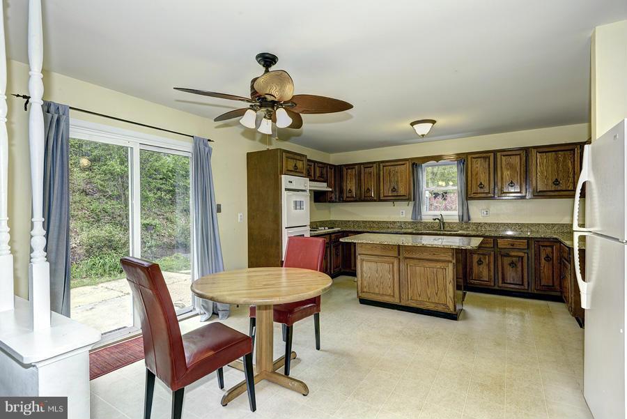 12017 Seven Locks Road Potomac, MD 20854 - Photo 5 of 13 Interior (General)