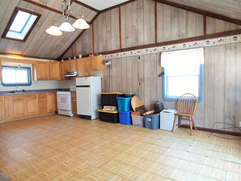 504 Carry Pond Road Bingham, ME 04920 - Photo 9 of 28 Open Living