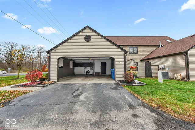 $225,000 | 9611 Highgate Circle North, Indianapolis, IN 46250