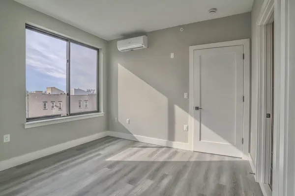 $3,230 | 3516 John F. Kennedy Boulevard, Unit 504, Jersey City, NJ 07307