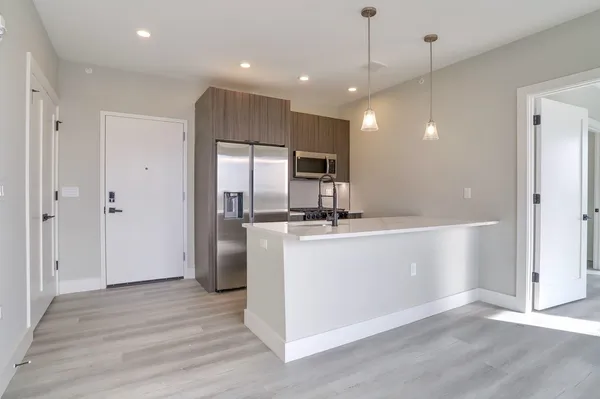 $3,230 | 3516 John F. Kennedy Boulevard, Unit 504, Jersey City, NJ 07307