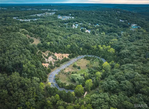 $500,000 | 40-acres Bosa Drive, St. Robert, MO 65584