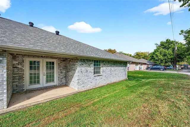 $1,395 | 1813 Park Place, Sherman, TX 75092