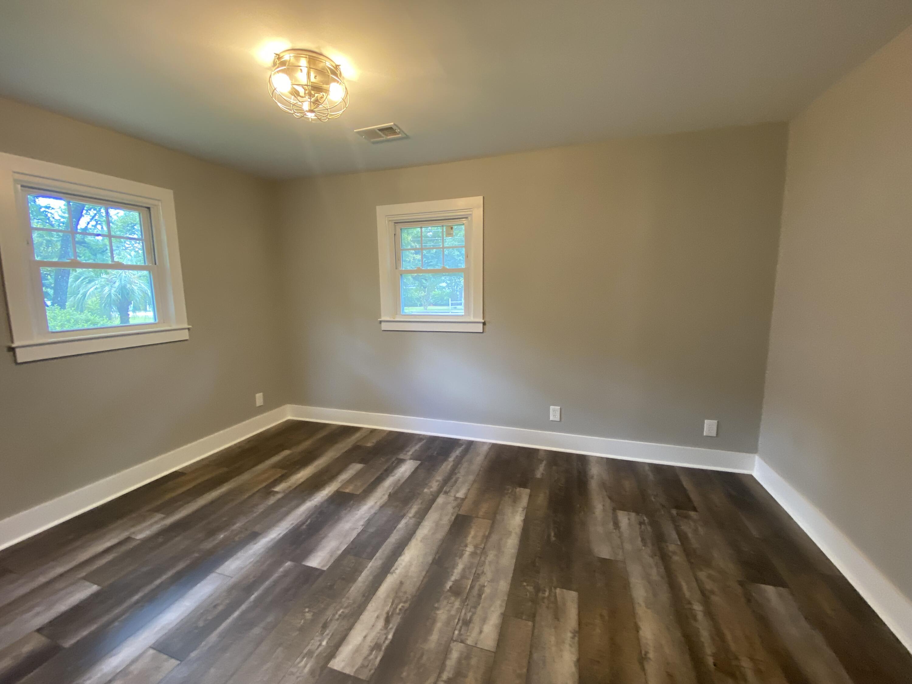 618 Boonehill Road Summerville, SC 29483 - Photo 13 of 13 IMG_3356