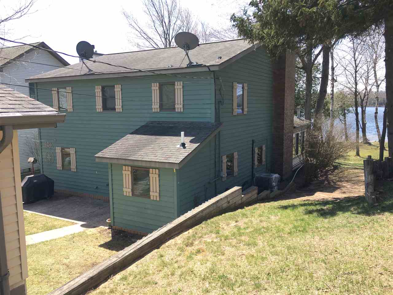 4787 Ridge Road Lake, MI 48632 - Photo 9 of 49 1846170-8.JPG