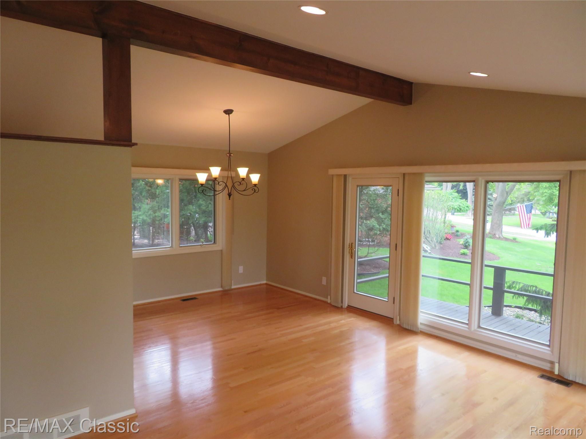 758 Ironstone Drive Rochester, MI 48309 - Photo 13 of 56 10a.jpg