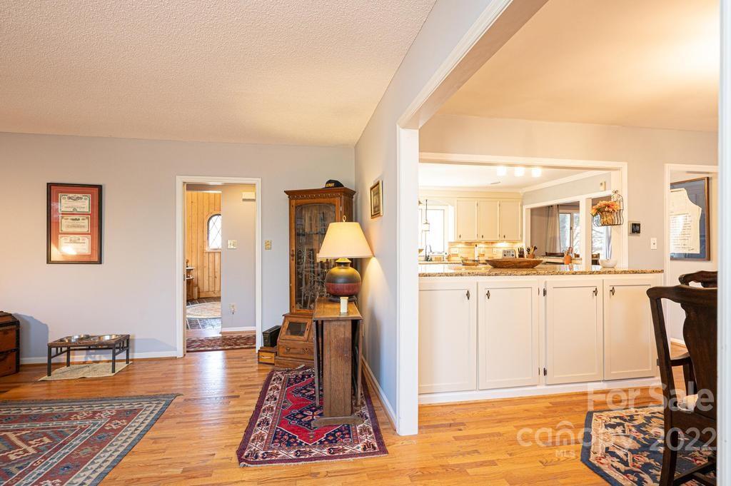 1761 4th St Circle Northeast Hickory, NC 28601 - Photo 19 of 48 a very nice looking room with a large window